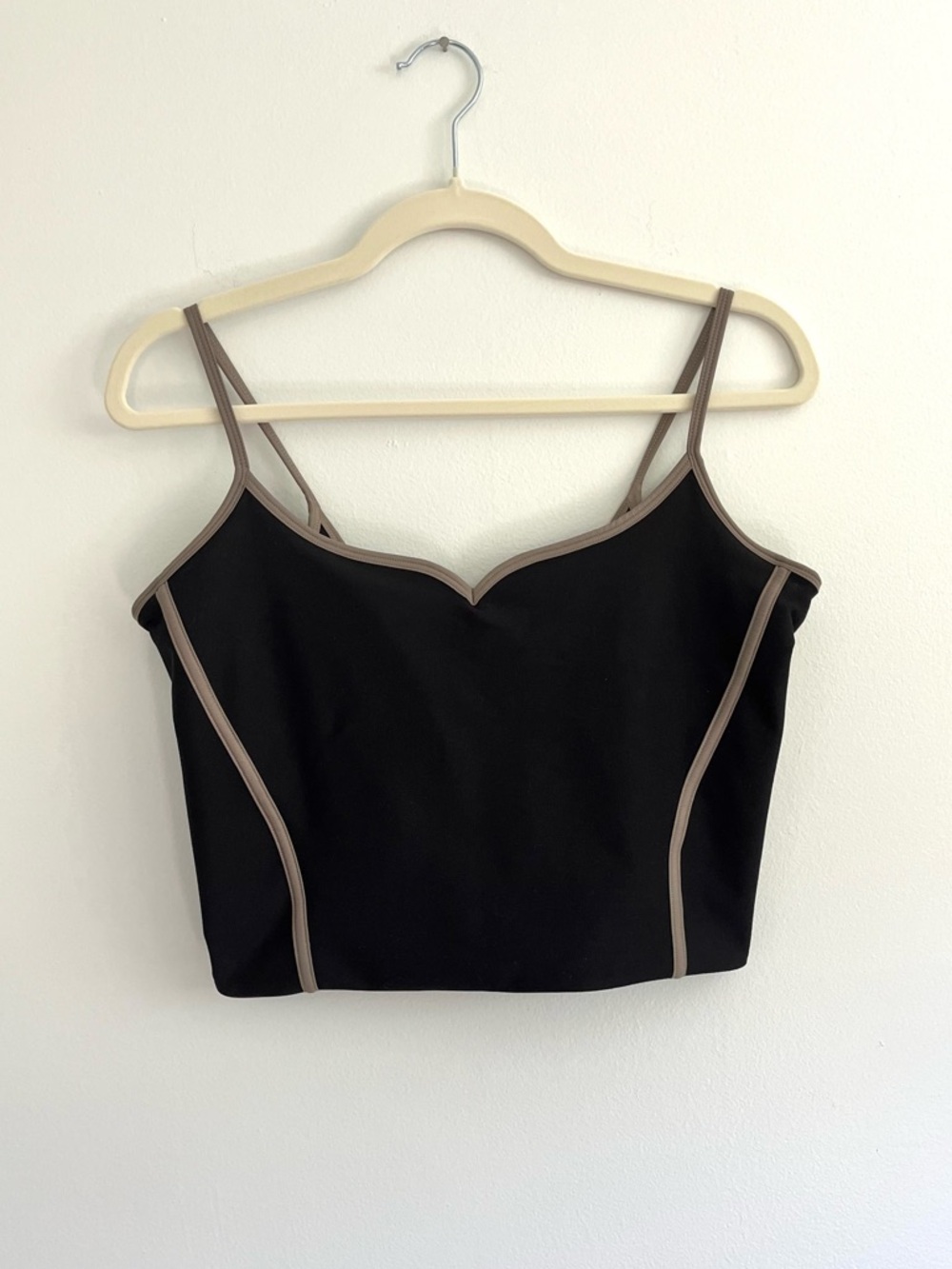 YPB Abercrombie sculptLUX Black & Taupe Cami Crop Top Size Large